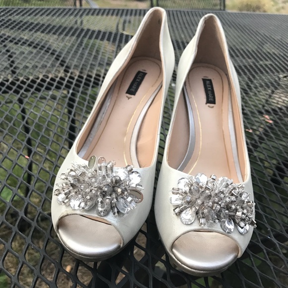 silver heels - Picture 2 of 4